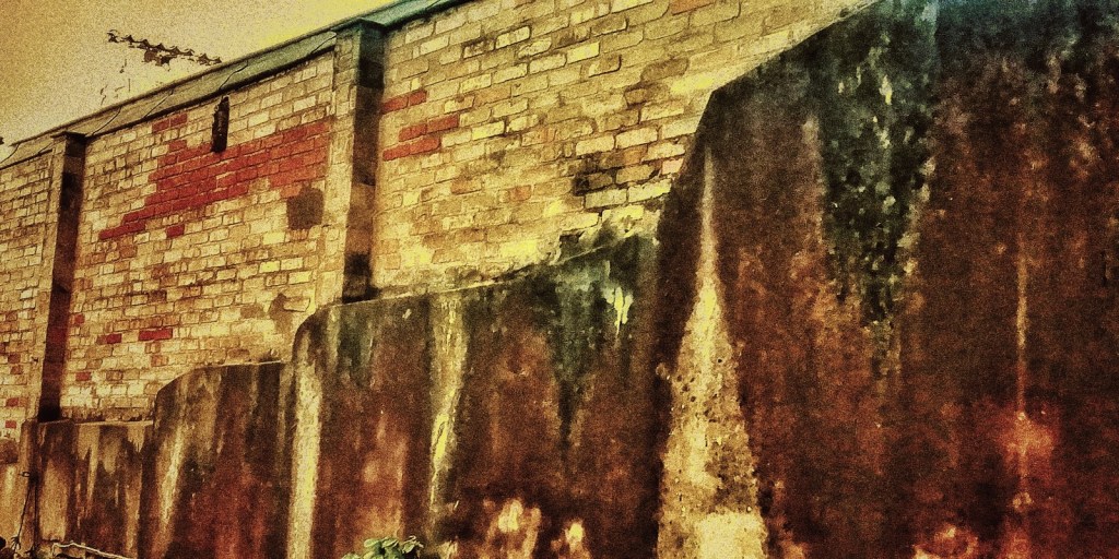 Photo retouchée - Another Brick in the Wall