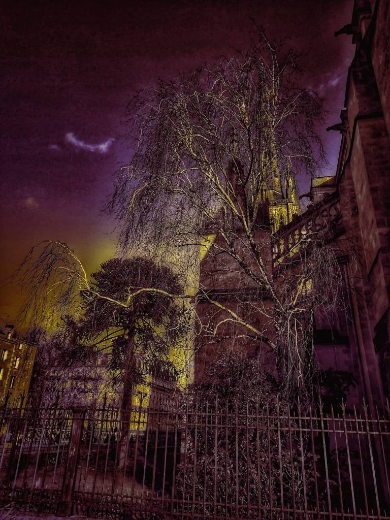 Photo retouchée - Ghost Cathedral